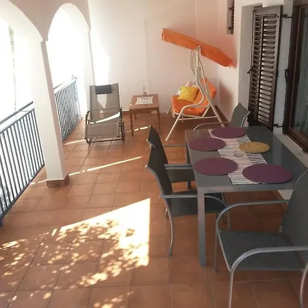4693-1 For Max. 6 Pers. In Apartment Malinska