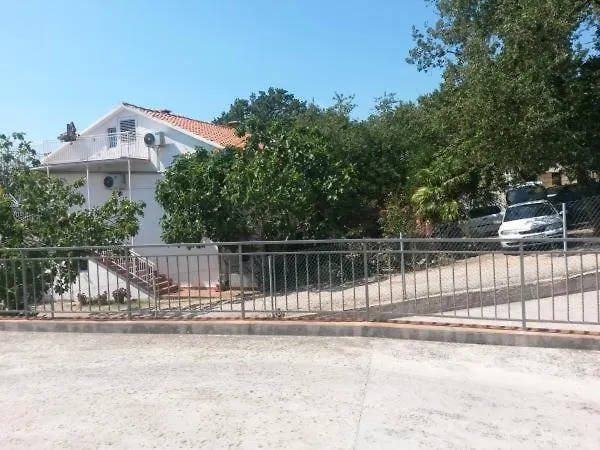 Apartament 4693-1 For Max. 6 Pers. In *