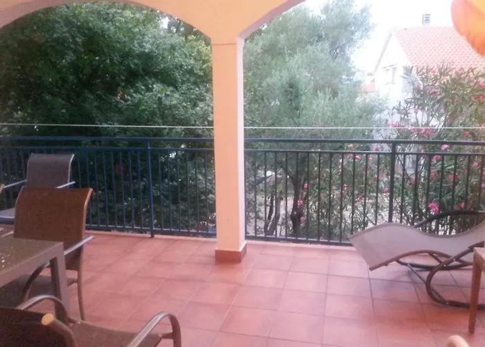 4693-1 For Max. 6 Pers. In Apartament *