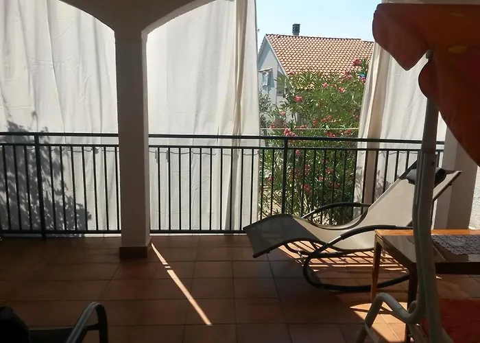 Apartament 4693-1 For Max. 6 Pers. In
